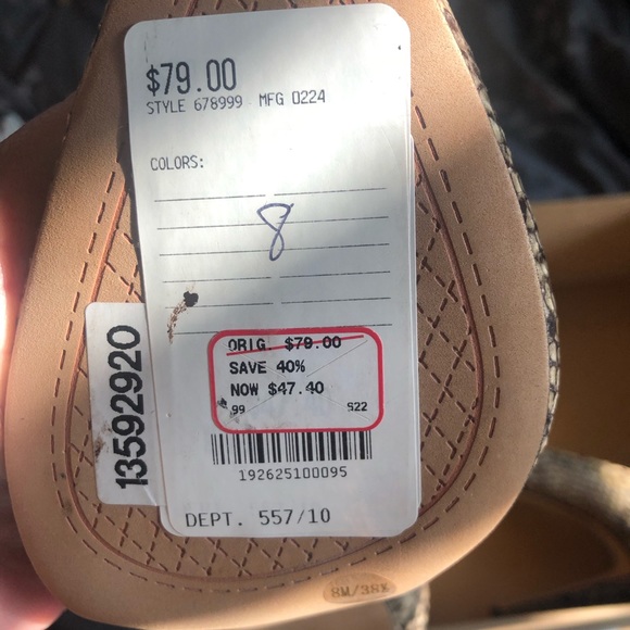 Jessica Simpson - Picture 4 of 5